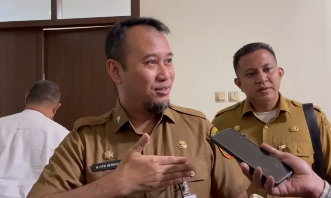 Kepala Dinas Fitri Hernadi