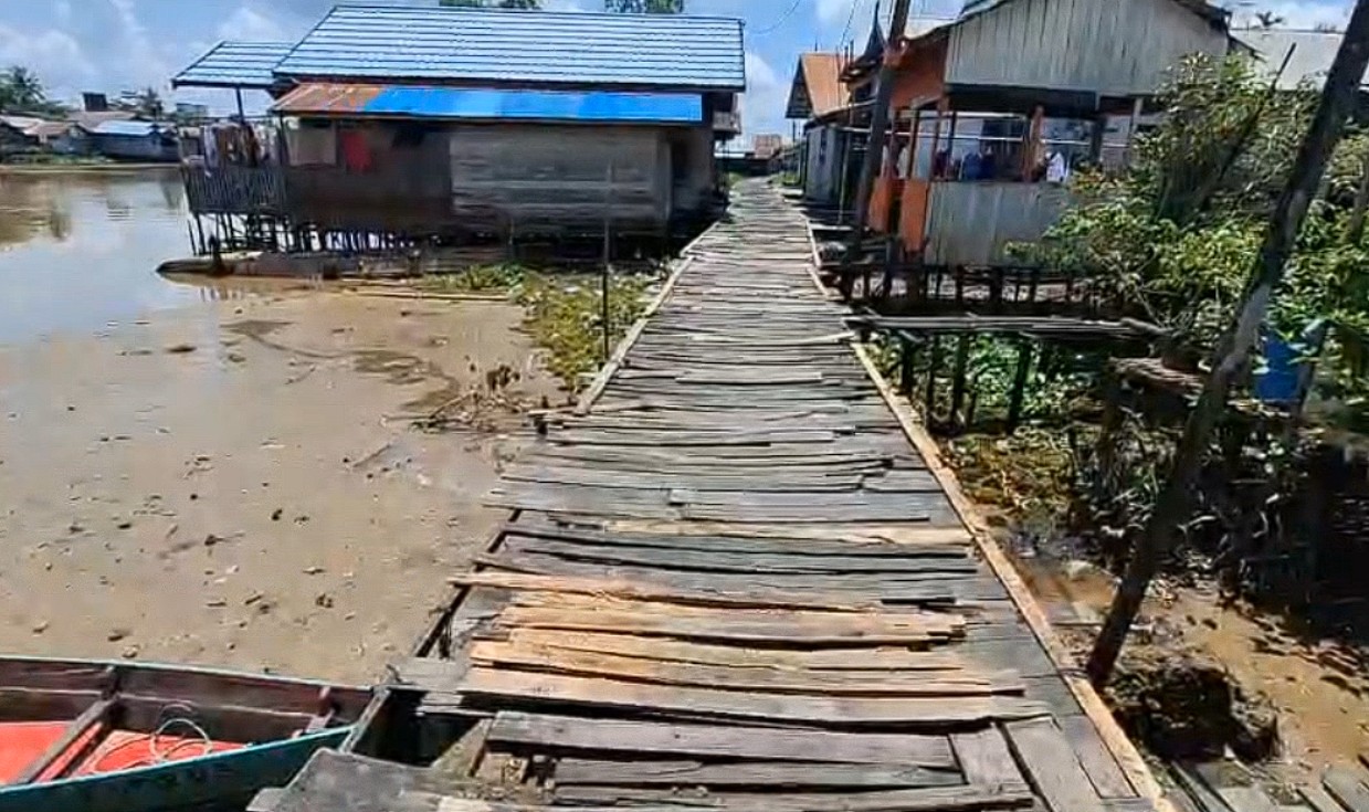 kondisi Titian Murung Selong (foto: dutatv)