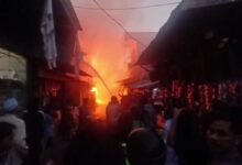 Api Mengamuk Di Pasar Blok R Kuala Kapuas