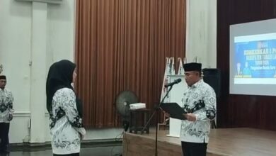 Rahmat Trianto Buka Konferensi Kerja Kabupaten I PGRI Tanah Laut
