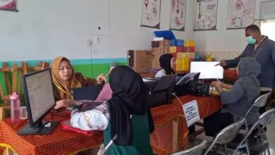 SPMB, Orang Tua Pilih Daftar Langsung ke Sekolah