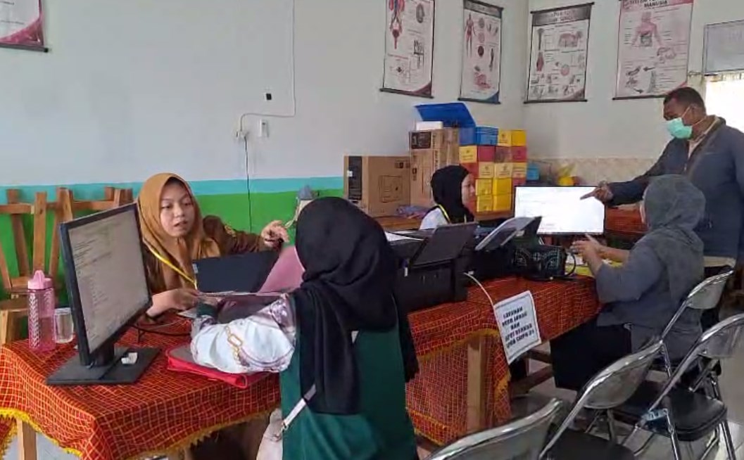SPMB, Orang Tua Pilih Daftar Langsung ke Sekolah