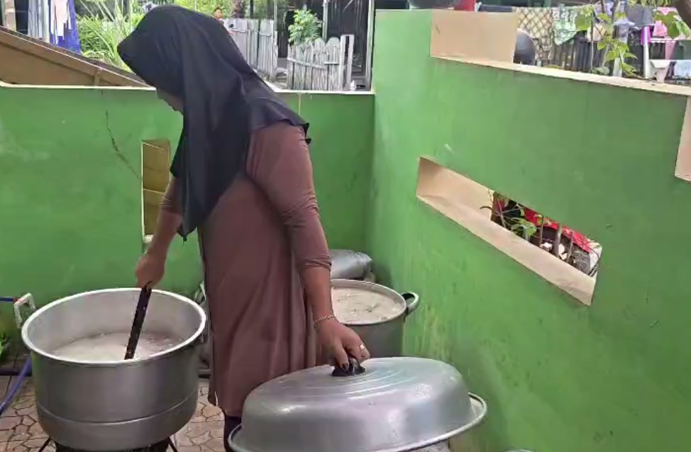 Warga Gang Ar Rahman Jadikan Momen Asyura sebagai Sarana Pererat Silaturahmi