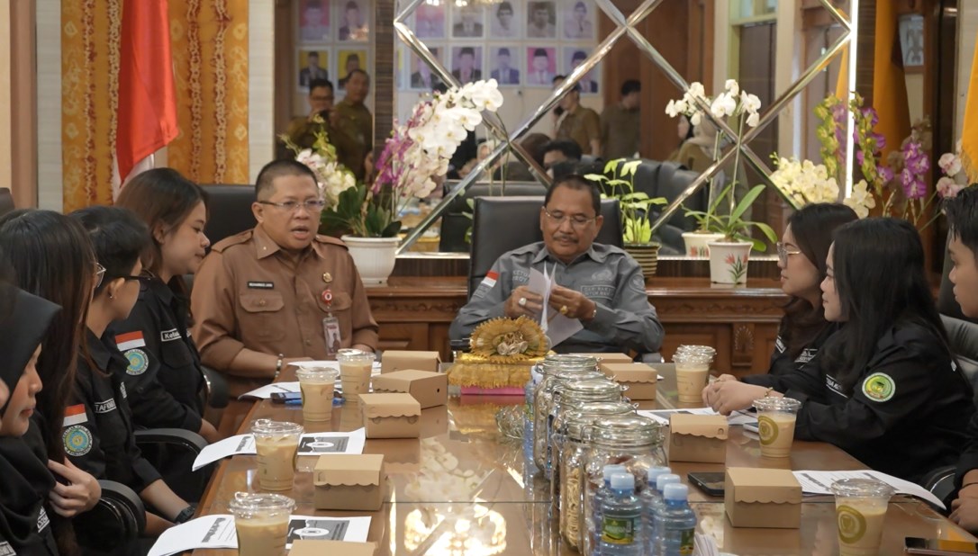 Mahasiswa DPM UNISM Serap Ilmu Legislasi di DPRD Kalsel