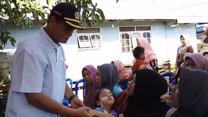 H. Hadi Bersama Keluarga Penyandang Disabilitas