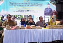 Reses, Fery Hidayat Serap Aspirasi Warga Karang Mekar dan Sungai Bilu