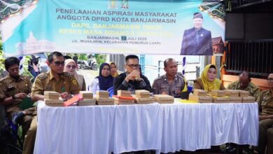 Reses, Fery Hidayat Serap Aspirasi Warga Karang Mekar dan Sungai Bilu
