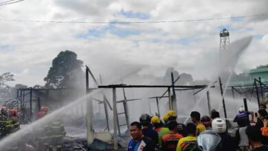 Enam Rumah Terbakar di Desa Pingaran Astambul