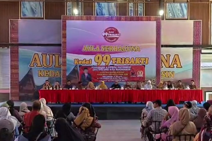 Reses ke Warga Basirih, Saut Nathan Samosir Dihadang Keluhan Nasib Belasan Anak Putus Sekolah