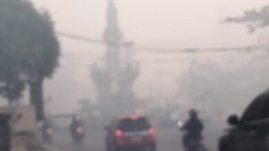 Kabut asap tebal Jalan Ahmad Yani, Kota Banjarbaru