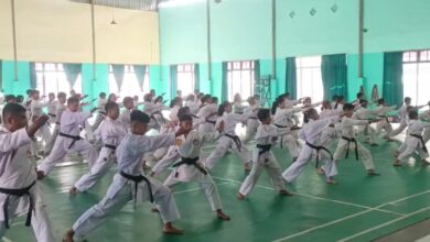 82 Karateka Shokaido Kalsel Ikuti Ujian Penyetaraan dan Kenaikan Sabuk Hitam