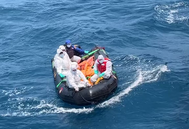 Hari ke-10, Tim Penyelam Temukan Beberapa Jasad dalam Kapal Virgo