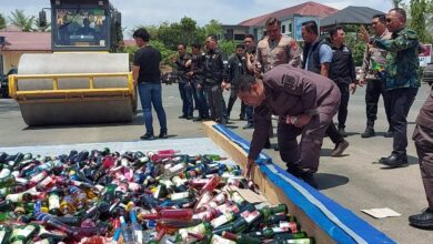 Polres Tanbu Gilas Ribuan Botol Miras Hasil Operasi Antik 2026