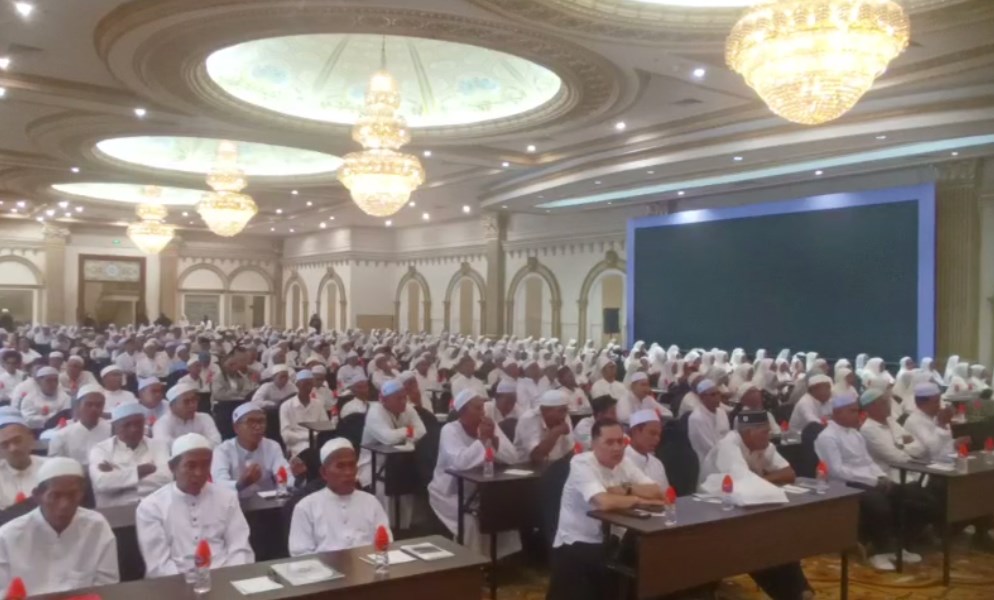 Ribuan Jemaah Kamilah Berkat Guru Ikuti Manasik Umrah di Banjarbaru