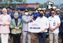 Rifqinizamy simbolis bantuan karhutla