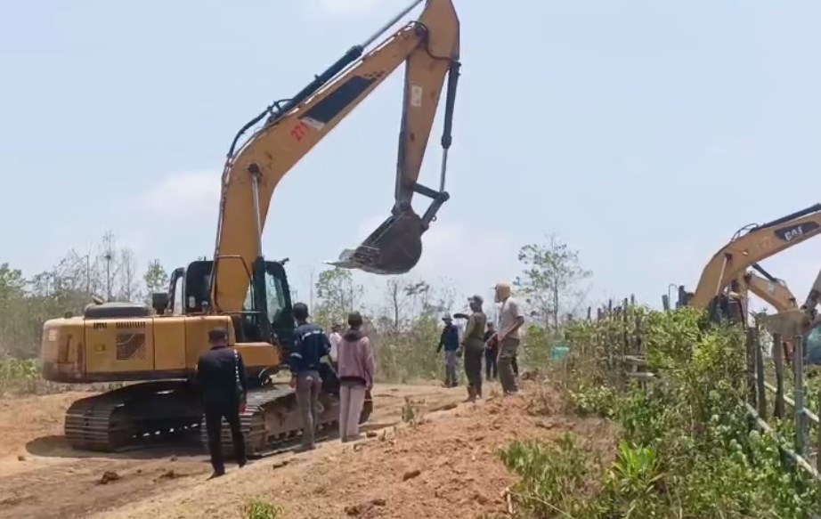 Eksekusi lahan di kawasan Pondok Sarai RT 13 Desa Jorong