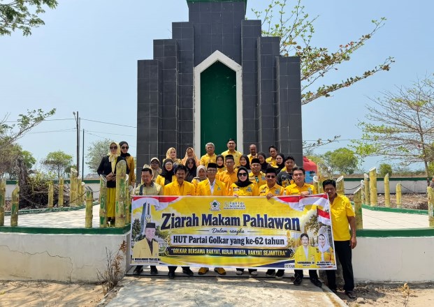 DPD Golkar Kalsel Gelar Ziarah ke Makam Pahlawan dan Pendahulu
