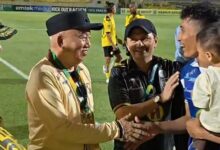 Muhidin nonton Barito putera