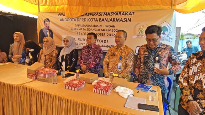 Rudy Heriyadi, menggelar reses atau penelaahan aspirasi bersama warga Pasar Lama