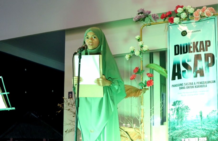 Seniman Kotabaru Suarakan dan Galang Donasi Karhutla