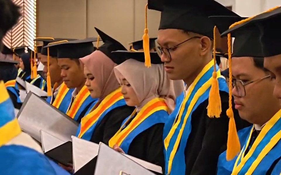 Sidang Terbuka Senat Wisuda ke-12